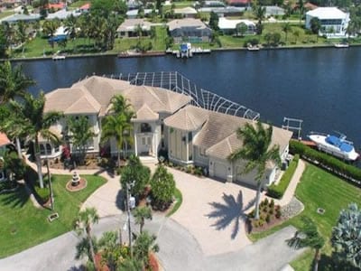 Waterfront Real Estate Homes in Southeast Cape Coral